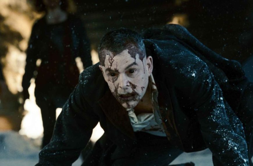 30 Days of Night (2007) Film Review – Blood Runs Cold