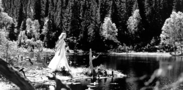 Lake of the Dead (1958) Film Review – A Classic Norwegian Haunted Lake Tale