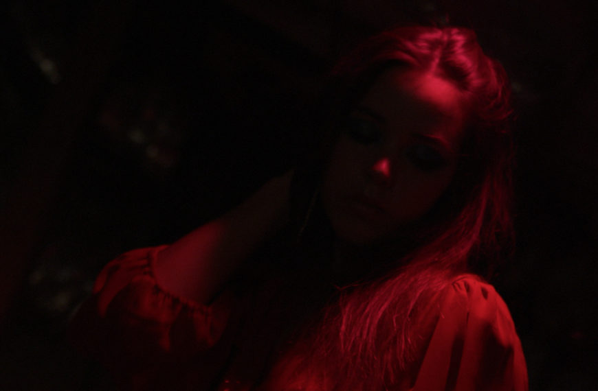 The Barn (2021) Short Film Review – Drowning in Raw Chicken