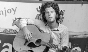 Tom Waits horror in music lyrics