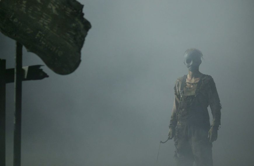 Behind the Mask: The Rise of Leslie Vernon (2006) Film Review – Constructing a Slasher