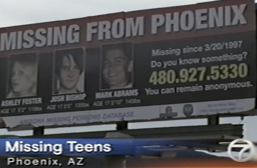 Phoenix Forgotten, billboard