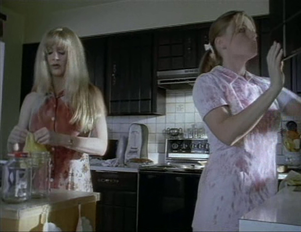 Psycho Sisters 1998